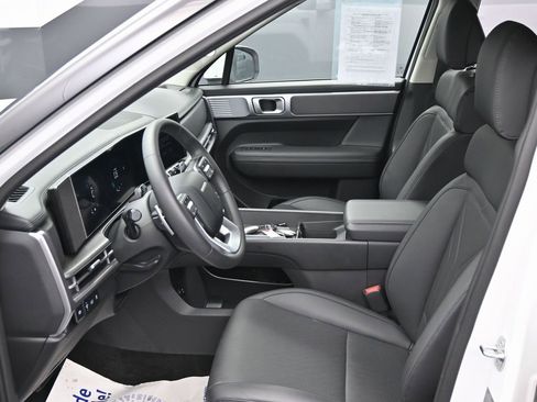 Used 2024 Hyundai Santa Fe SEL image 17