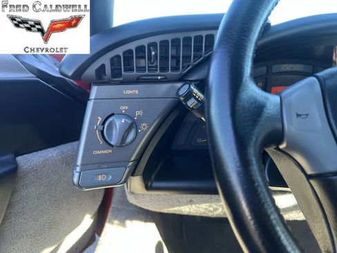 Used 1991 Chevrolet Corvette Convertible image 15