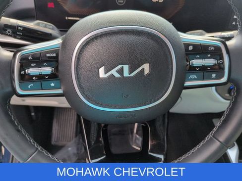 Used 2024 Kia Sorento S AWD/4WD image 12