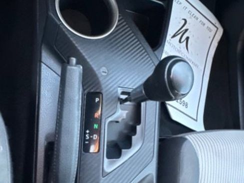 Used 2015 Toyota RAV4 LE image 14