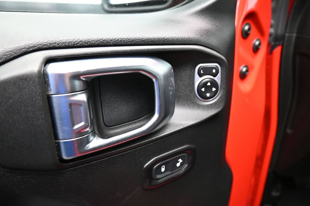 Used 2018 Jeep Wrangler Unlimited Sport S AWD/4WD image 12