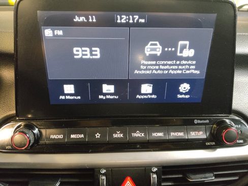 Used 2019 Kia Forte LXS FWD image 25