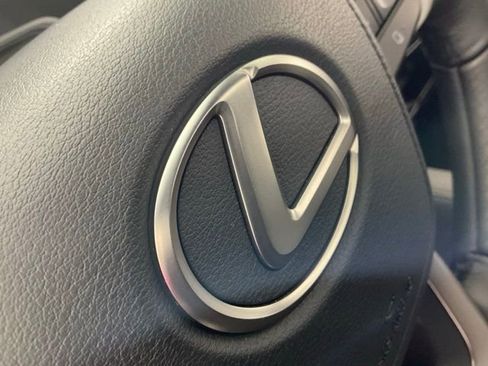 Used 2024 Lexus RX 450h AWD w/ Luxury Package image 41