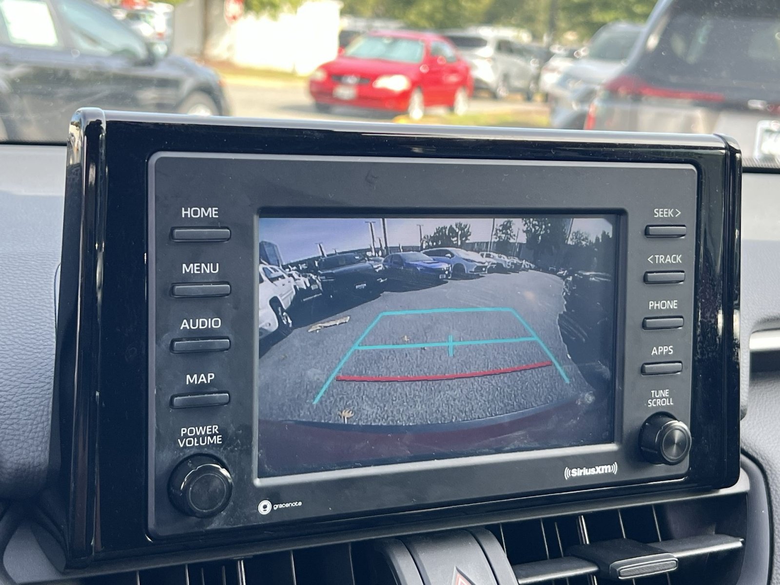 Used 2021 Toyota RAV4 XLE w/ Convenience Package AWD/4WD image 19