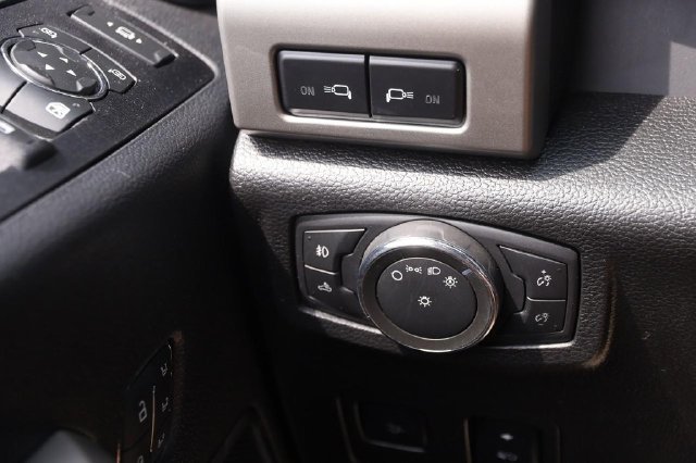 Used 2021 Ford F250 Lariat w/ Lariat Ultimate Package AWD/4WD image 22