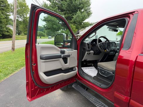 Used 2019 Ford F350 XLT w/ XLT Value Package AWD/4WD image 14