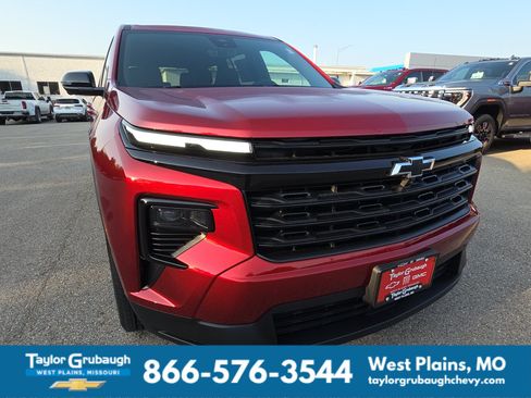 New 2026 Chevrolet Traverse LT w/ Midnight/Sport Edition AWD/4WD image 12