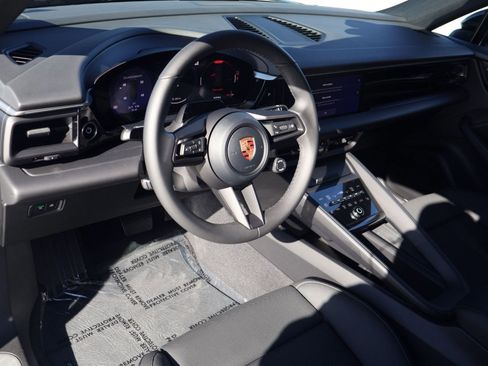 New 2026 Porsche Macan Electric RWD image 4