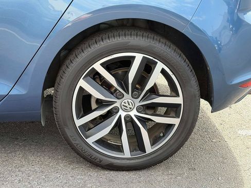 Used 2015 Volkswagen Golf SE FWD image 12