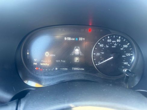 Used 2021 Nissan Kicks SV FWD image 19