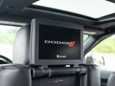 Used 2021 Dodge Durango SRT w/ Technology Group AWD/4WD image 23