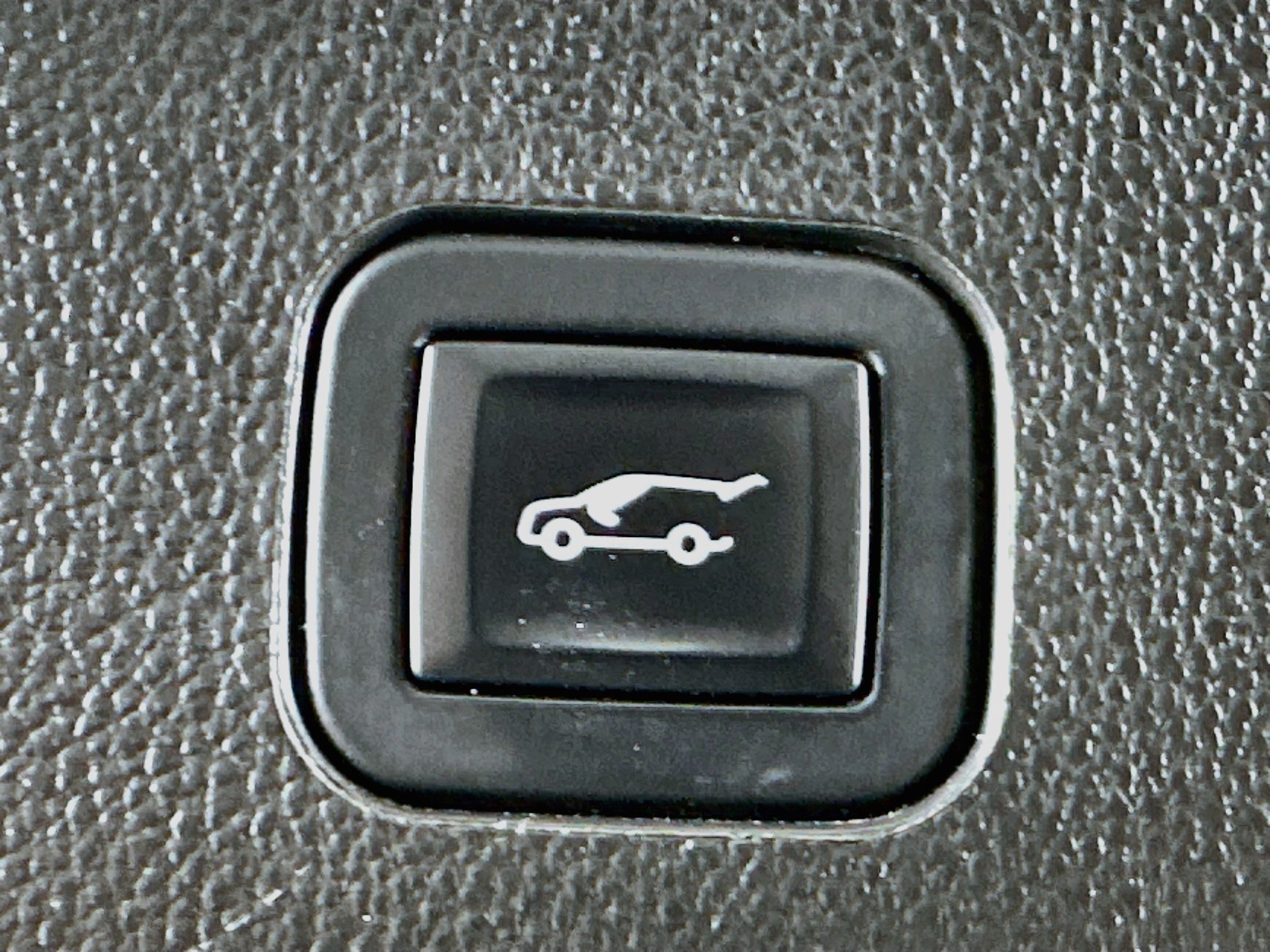 Used 2014 Cadillac SRX Luxury w/ Driver Awareness Package FWD image 32