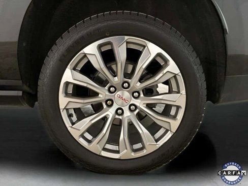 Used 2023 GMC Yukon XL Denali image 91