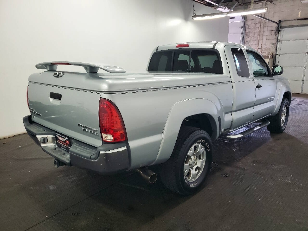 Used 2006 Toyota Tacoma PreRunner RWD image 7
