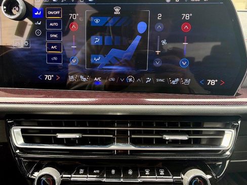 Used 2024 Chevrolet Traverse RS w/ LPO, Floor Liner Package image 31