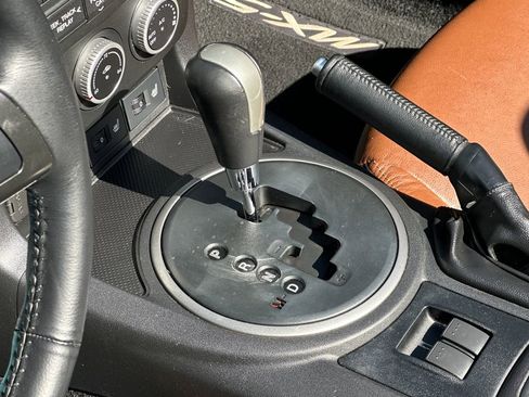 Used 2014 MAZDA MX-5 Miata Grand Touring image 17