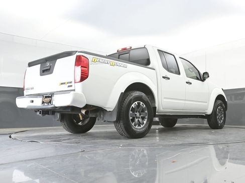 Used 2019 Nissan Frontier Desert Runner RWD image 29