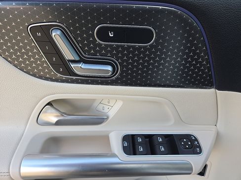 Used 2024 Mercedes-Benz GLA 250 image 12