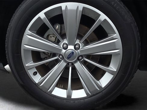 Used 2019 Ford Explorer Limited w/ Class III Trailer Tow Package image 40