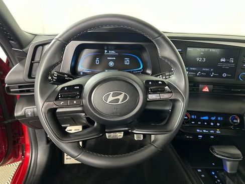Certified 2025 Hyundai Elantra Sport image 14