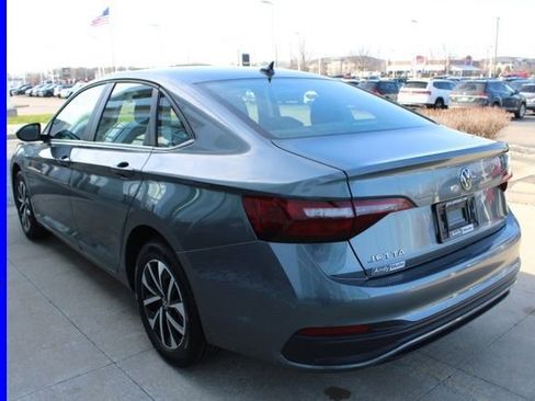 Used 2024 Volkswagen Jetta S image 4