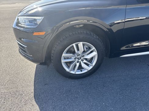 Used 2020 Audi Q5 2.0T Premium image 11