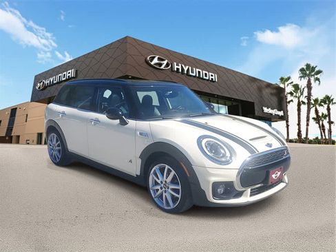 Used 2017 MINI Cooper Clubman S image 4