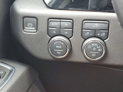 Certified 2023 Chevrolet Silverado 1500 RST AWD/4WD image 18