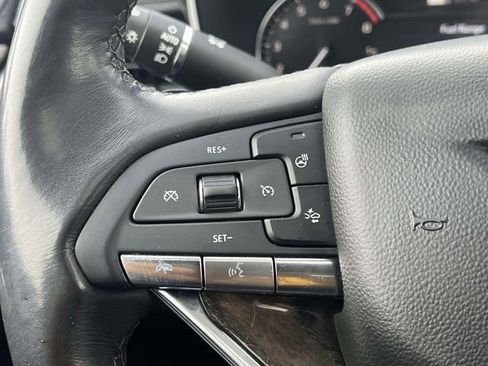 Used 2023 Cadillac XT6 Premium Luxury image 16