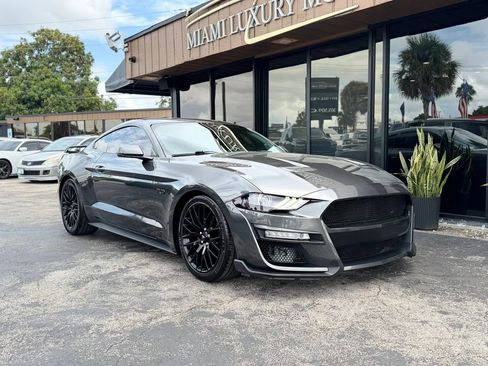 Used 2019 Ford Mustang GT Premium w/ GT Performance Package RWD image 4
