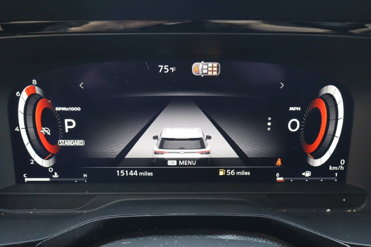 Used 2026 Nissan Pathfinder SL FWD image 10