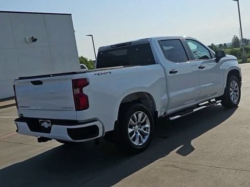 Used 2024 Chevrolet Silverado 1500 Custom AWD/4WD image 8