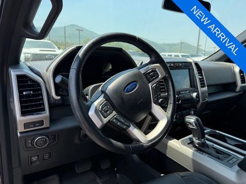 Used 2019 Ford F150 Lariat w/ Equipment Group 502A Luxury AWD/4WD image 14
