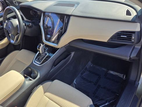 Used 2022 Subaru Outback Premium image 16