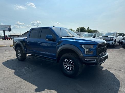 Used 2017 Ford F150 Raptor w/ Equipment Group 802A Luxury AWD/4WD image 7