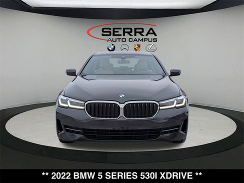 Certified 2022 BMW 530i xDrive w/ Premium Package image 8