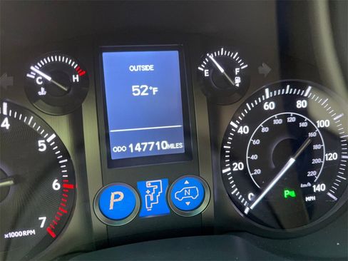 Used 2013 Lexus GX 460 Premium image 68