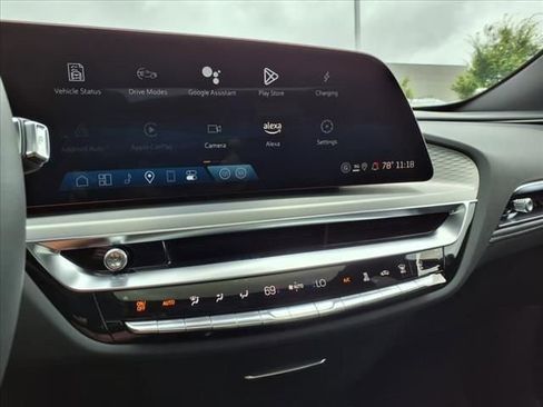 New 2025 Cadillac Lyriq Sport image 29