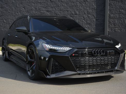 Used 2025 Audi RS 6 performance AWD/4WD image 9