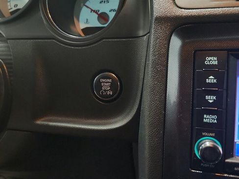 Used 2008 Dodge Challenger SRT8 RWD image 34