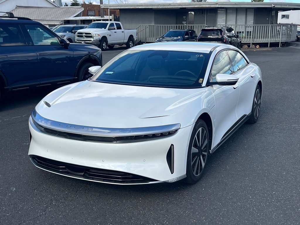 Used 2025 Lucid Air Touring AWD/4WD image 3