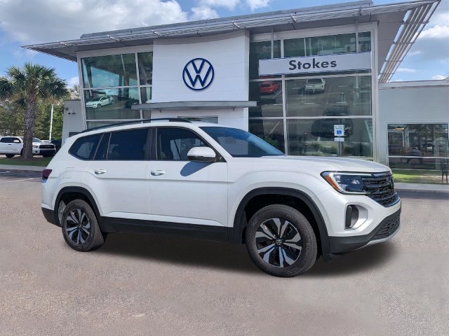 New 2026 Volkswagen Atlas SE FWD image 1