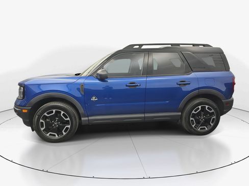 Used 2023 Ford Bronco Sport Outer Banks AWD/4WD image 5