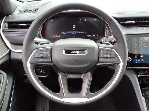 New 2026 Jeep Grand Cherokee L Limited AWD/4WD image 19