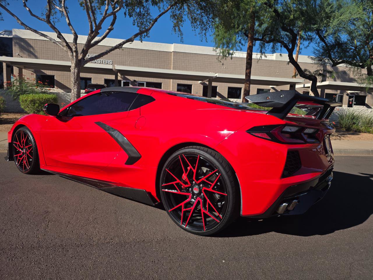 Used 2020 Chevrolet Corvette Stingray Coupe w/ 1LT RWD image 7