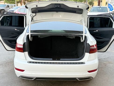 Used 2019 Volkswagen Jetta R-Line FWD image 19
