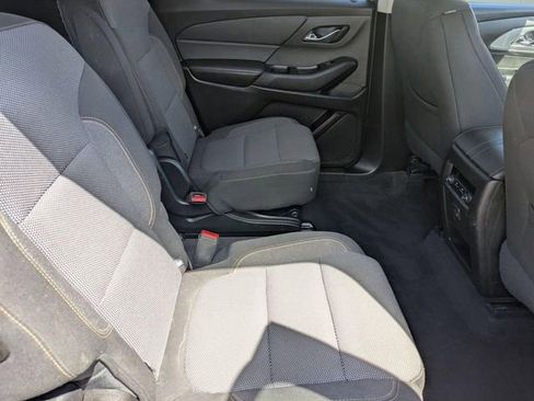 Used 2018 Chevrolet Traverse LT w/ LPO, Floor Liner Package AWD/4WD image 27
