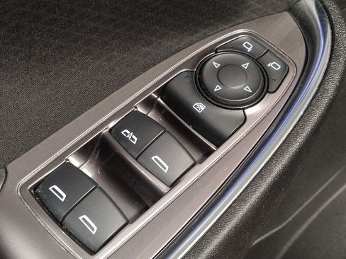 Used 2018 Chevrolet Malibu LT w/ Driver Confidence Package image 27