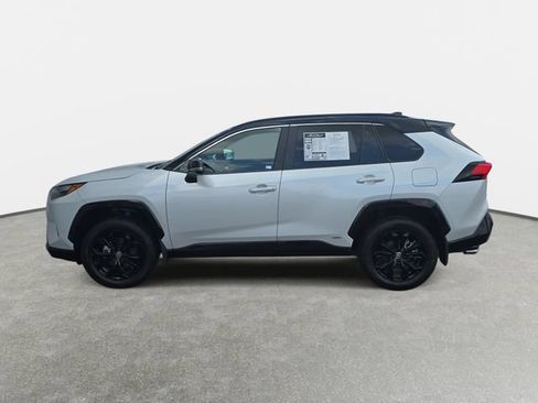 Used 2024 Toyota RAV4 XSE w/ Weather Package AWD/4WD image 8