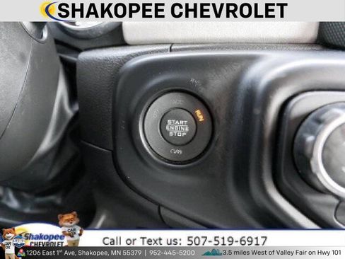 Used 2023 Jeep Gladiator Overland image 21